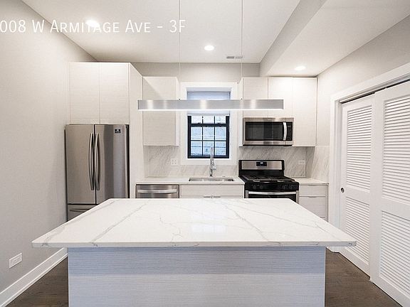 2nd image of 2008 W Armitage Ave APT 3F
