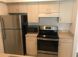 620 SW 111th Ave APT 206, Hollywood, FL 33025