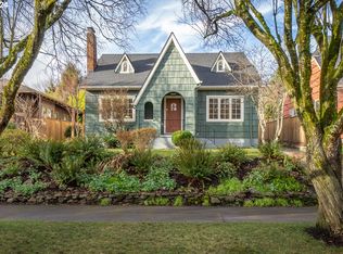 839 NE Floral Pl, Portland, OR 97232