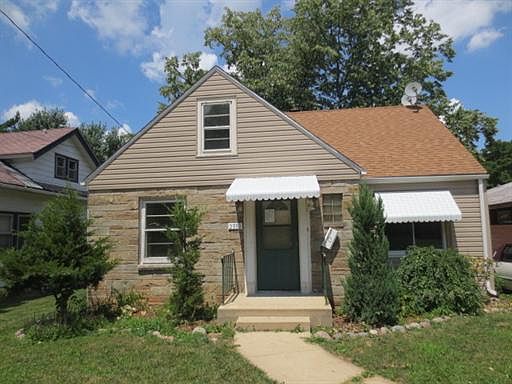 2nd image of 2330 8th St