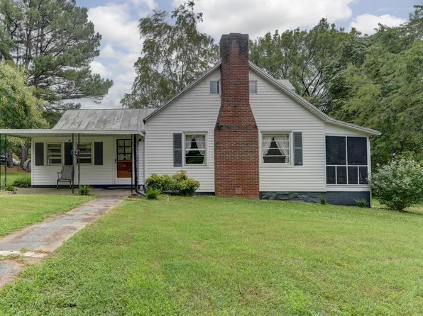 92 Marble Ave, Long Island, VA 24569