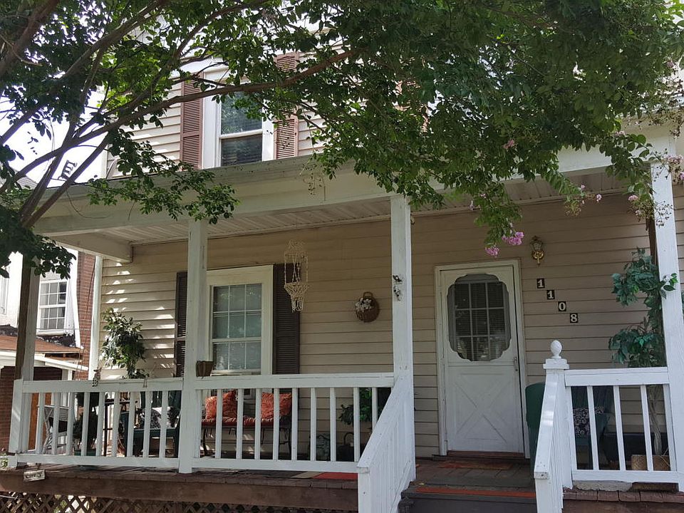 1st image of 1108 Stewart Ave SE