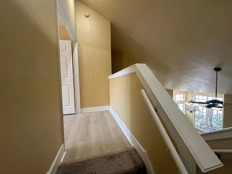 1567 Farrindon Cir — Photo 18