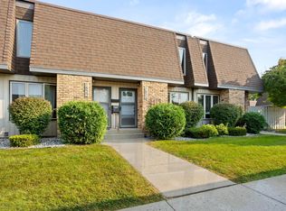 1524 16 1/2 St S, Fargo, ND 58103