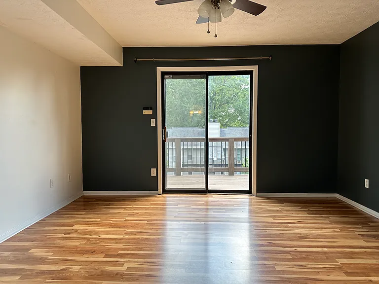 306 Park Ridge Cir — Photo 9