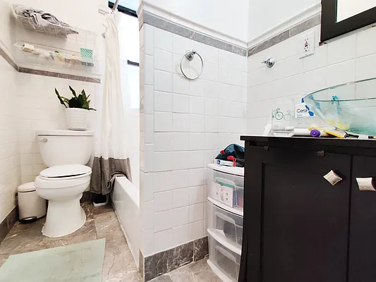 Rented by Sovereign Associates | media 15