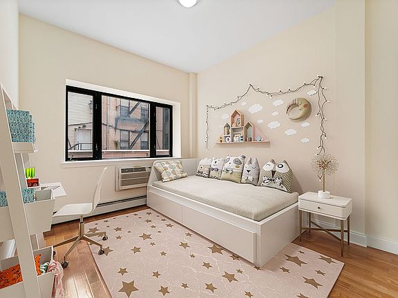 2nd image of 456 W 167th St APT 1A