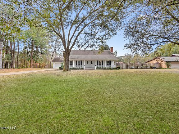 5th image of 1921 Kingslea Dr