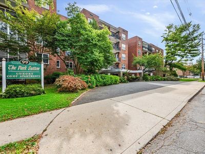 99 Randall Avenue #2-J, Freeport, NY, 11520