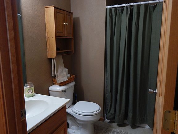 5th image of 1203 Westmont Dr