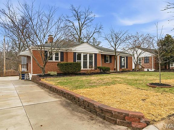 4th image of 852 Berick Dr