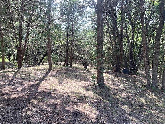2nd image of 1339 Overlook Cir