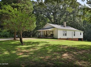 220 Parks Rd, Gleason, TN 38229