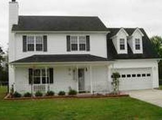 409 English Ct, Hubert, NC 28539