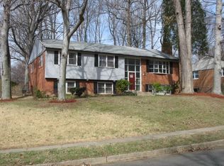 5614 Sedgwick Ln, Springfield, VA 22151