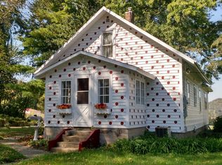 27052 Morgan Rd, Wykoff, MN 55990