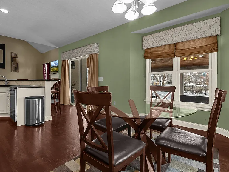 5464 Sandy Dr — Photo 23