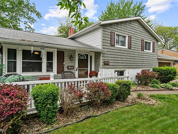 3rd image of 148 Duff Dr