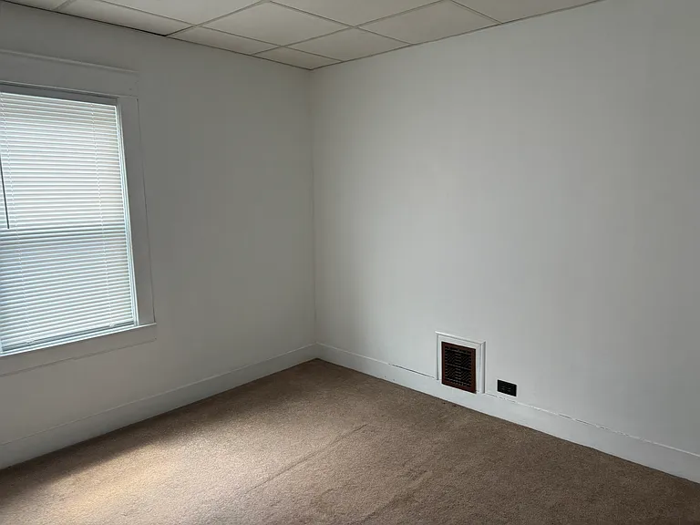 27 Euclid Ave #1 — Photo 5