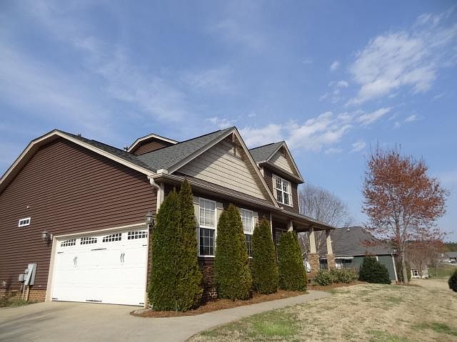 front view pre renovation
