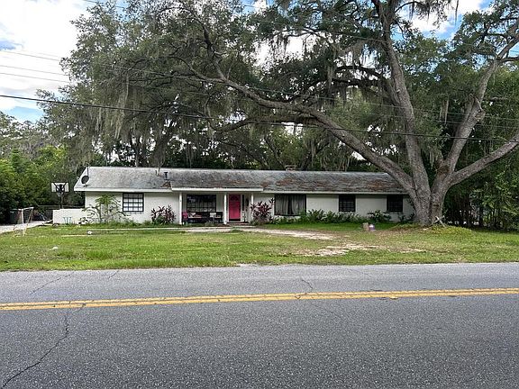 3rd image of 120 SE 22nd Ave
