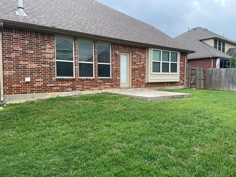 9845 McFarring Dr — Photo 2