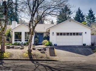 11334 SW Cottonwood Ln, Tigard, OR 97223