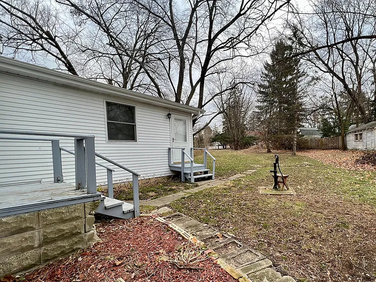 209 Circle Rd — Photo 30