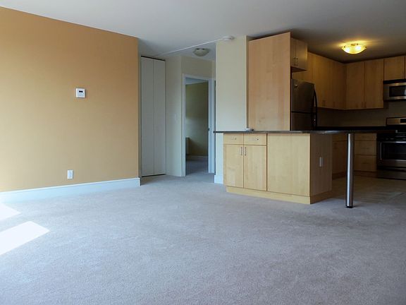 3rd image of 210 N 17th St Unit 801