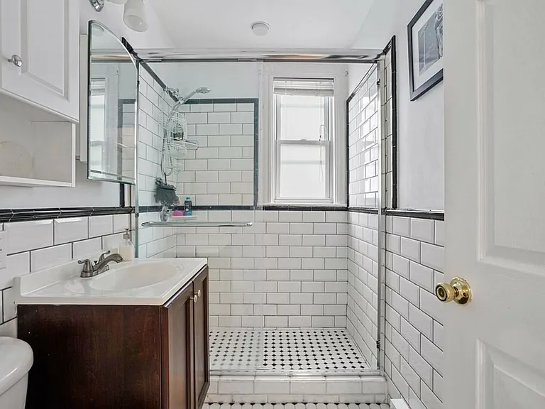 87 Roseclair St #2 — Photo 5