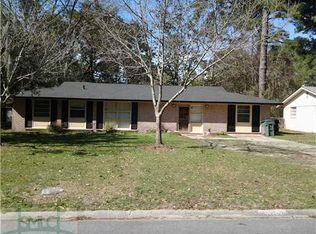 214 Willow Rd, Savannah, GA 31419