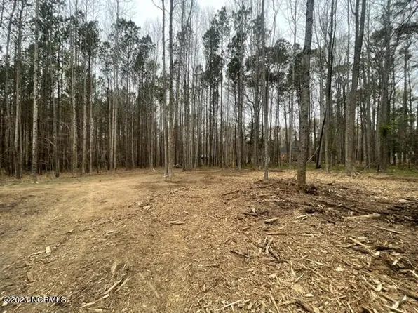 000 Womble Road, Red Oak, NC 27868