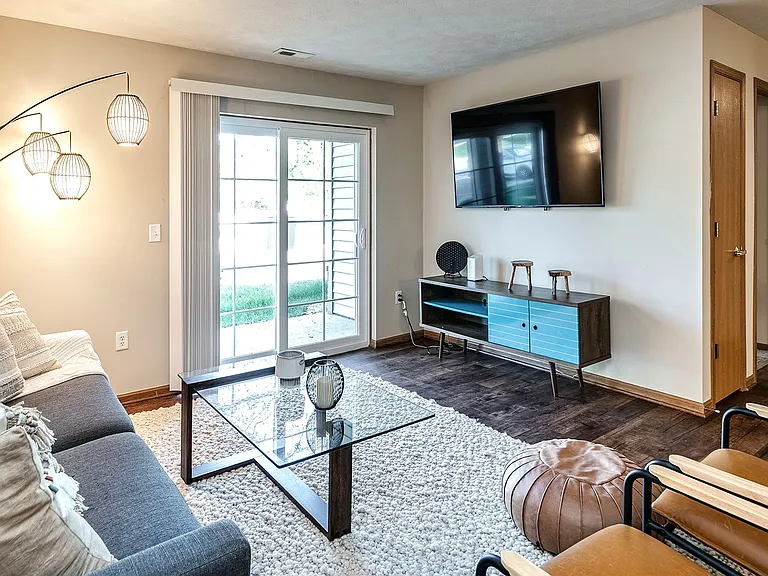Tiburon View Apartments — Photo 3