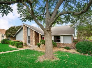 625 Granada Dr, Garland, TX 75043