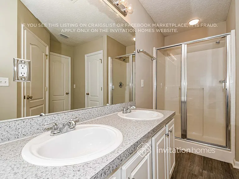 6886 Wall Springs Dr — Photo 11