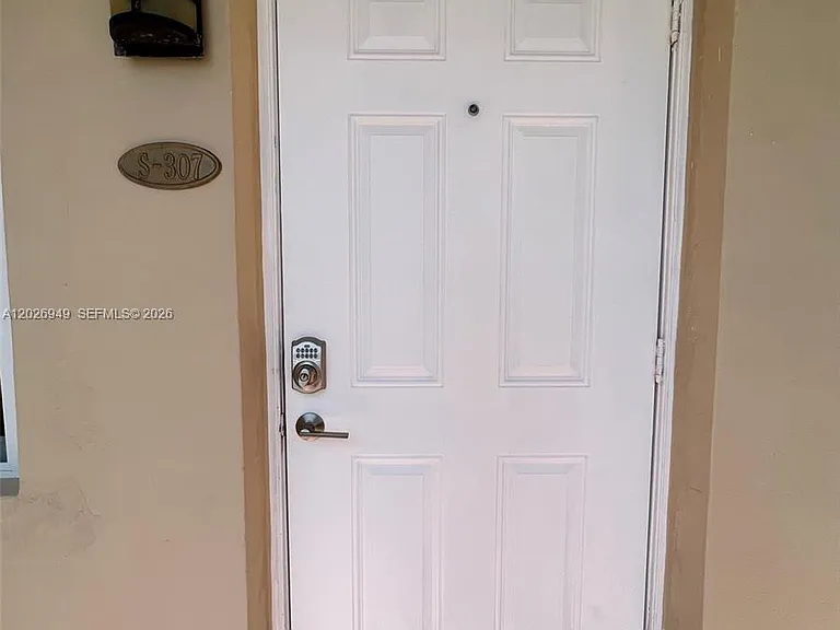 2600 S Ocean Dr #S307 — Photo 3