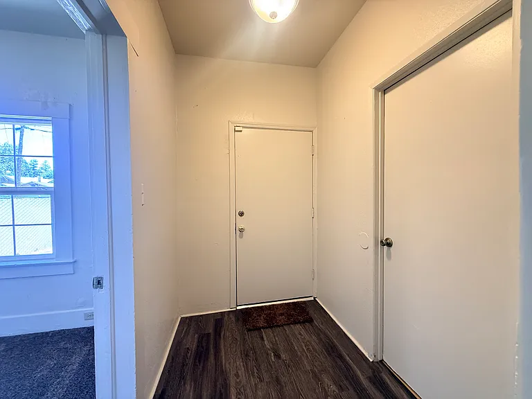 1010 N Roosevelt Ave — Photo 13