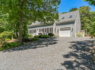 25 Bog Pond Rd, Brewster, MA 02631