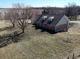 1275 18th Rd, Burlington, KS 66839