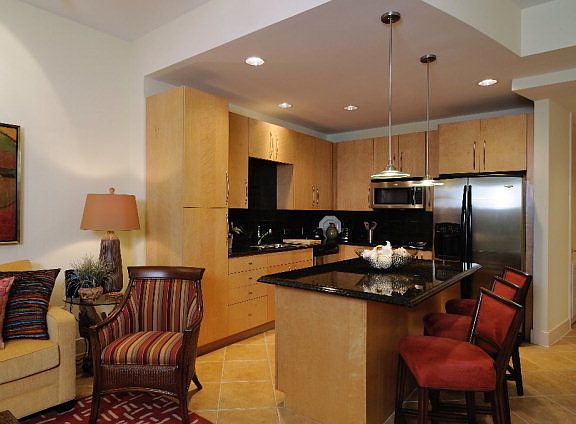 4th image of 310A Padre Blvd