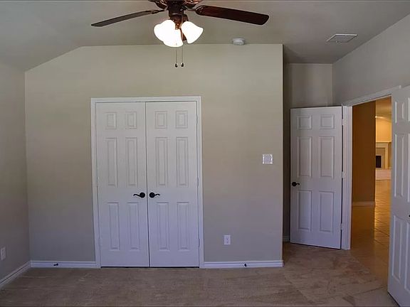 4th image of 1904 Megan Creek Dr