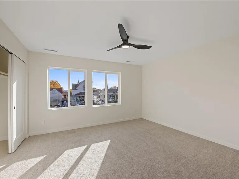 717 E Lacrosse Ave #1 — Photo 15
