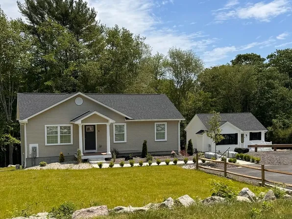 6 Wildberry Way, Westport, MA 02790