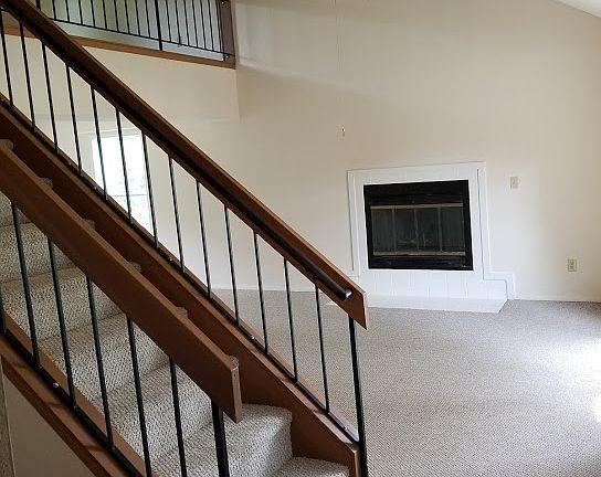 3rd image of 30 Fox Meadow Ln APT B