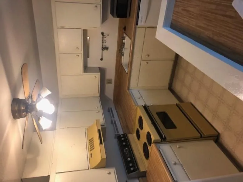 455 Crescent St APT 103 photo 1