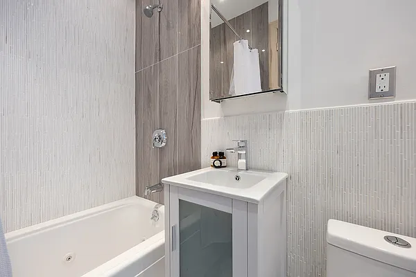 Rented by WAM Partners - William Moses Co. | media 10