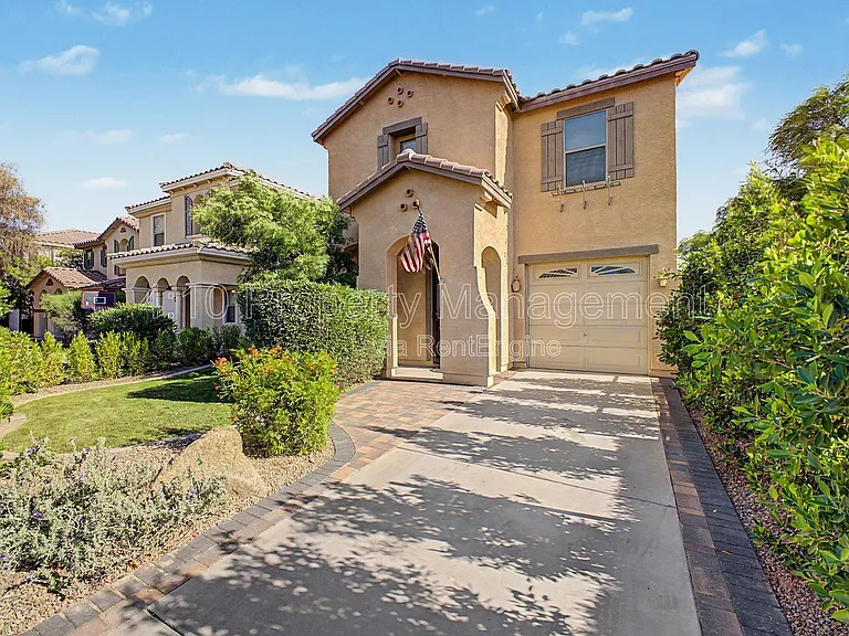 6355 W Sophie Ln — Photo 4