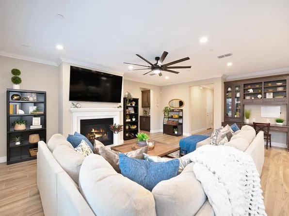 217 Seneca Way, Lodi, CA 95240