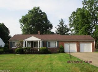 417 Mansell Dr, Youngstown, OH