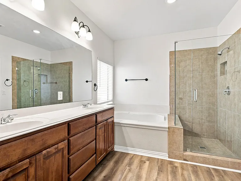 3403 Oakleigh Ln — Photo 13
